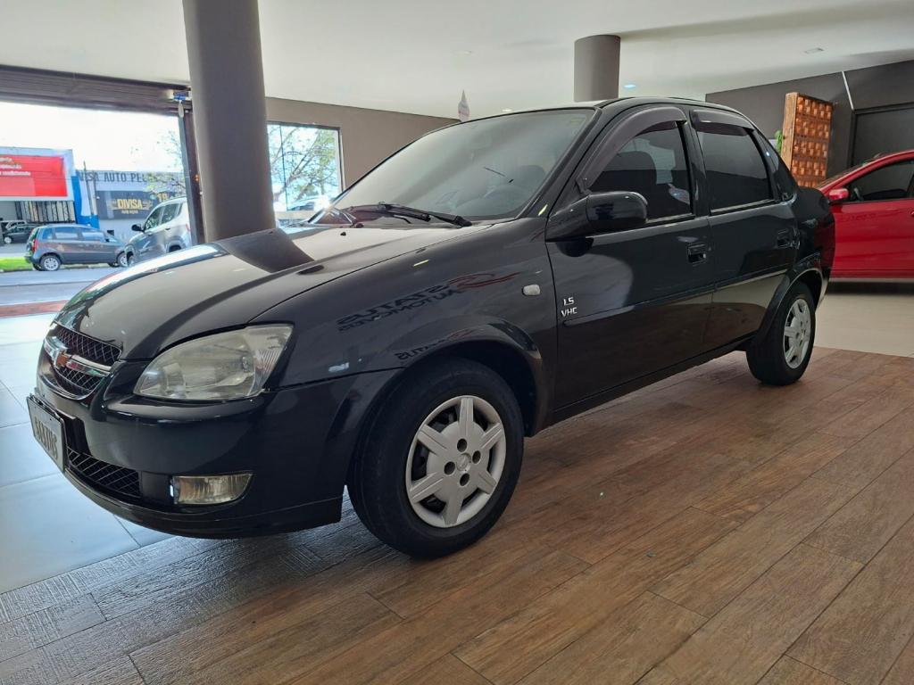 CHEVROLET Classic Sedan - Foto