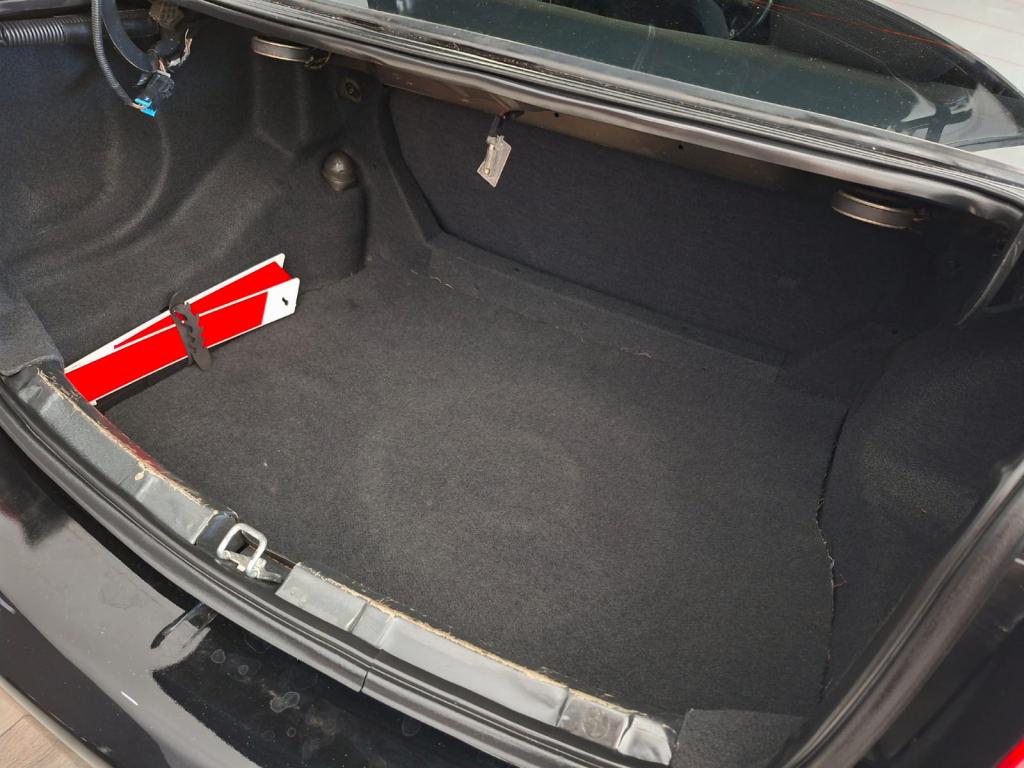 CHEVROLET Classic Sedan - Foto