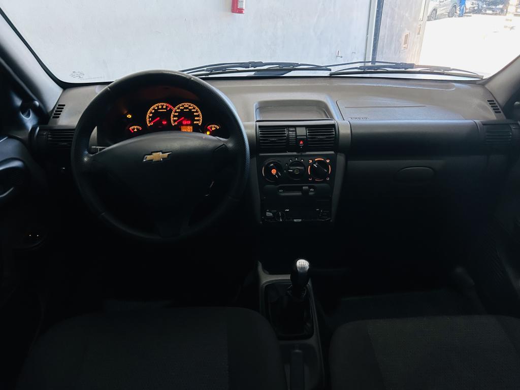 CHEVROLET Classic Sedan - Foto