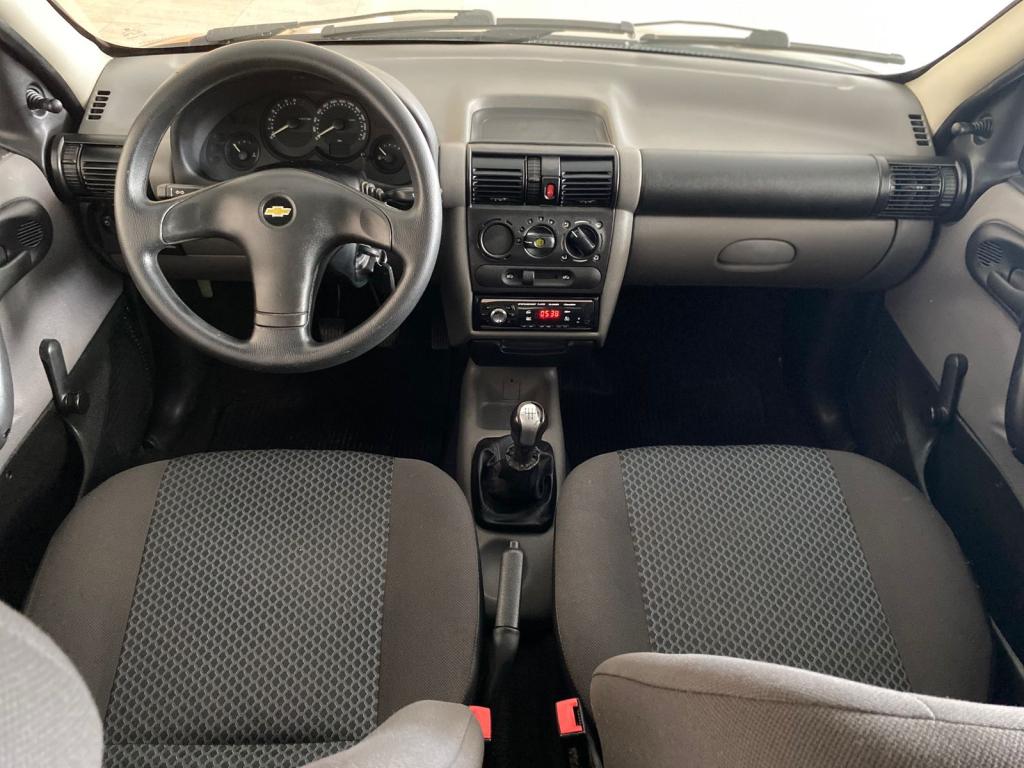 CHEVROLET Classic Sedan - Foto