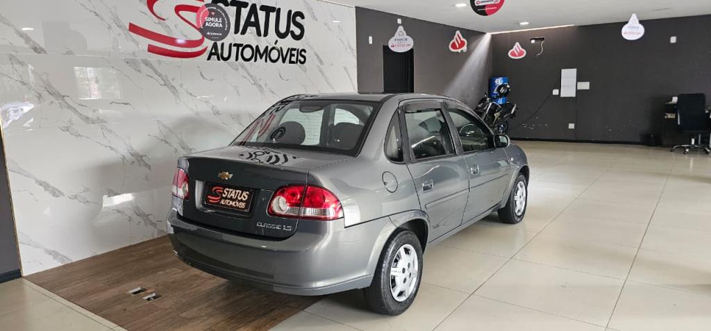 CHEVROLET Classic Sedan - Foto