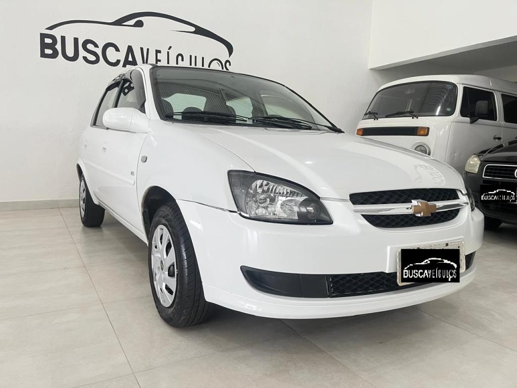 CHEVROLET Classic Sedan - Foto