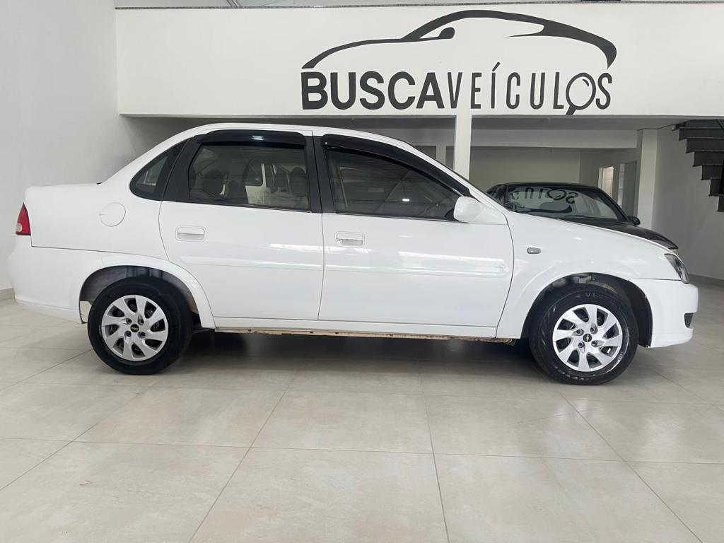 CHEVROLET Classic Sedan - Foto