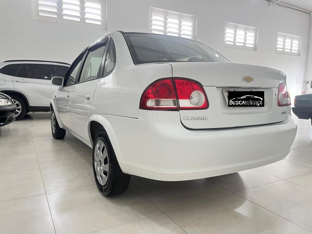 CHEVROLET Classic Sedan - Foto