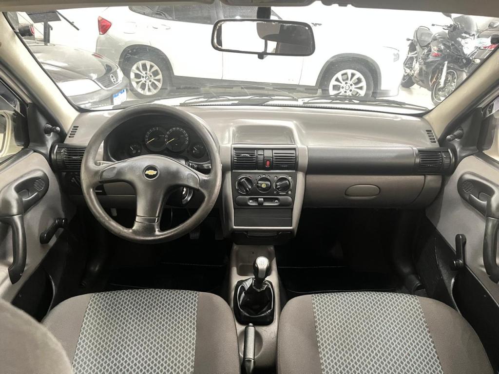 CHEVROLET Classic Sedan - Foto