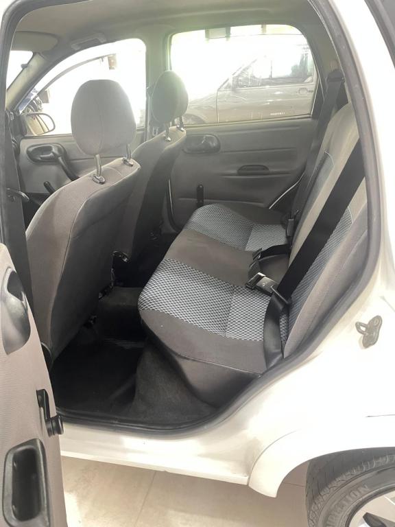 CHEVROLET Classic Sedan - Foto