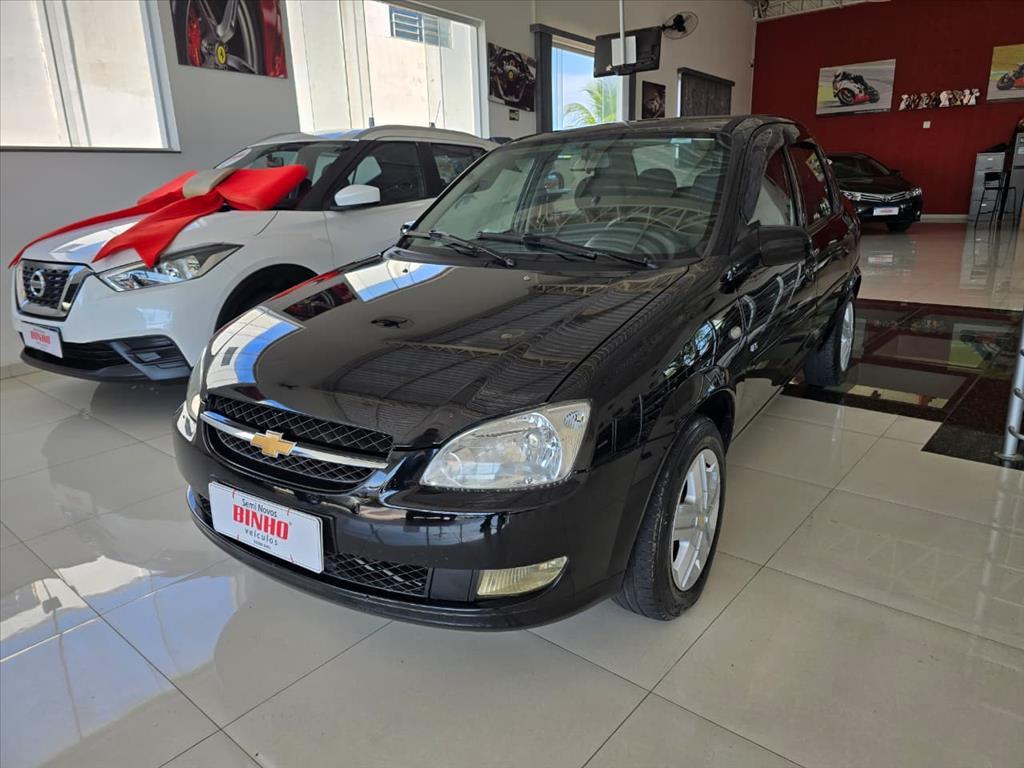 CHEVROLET Classic Sedan - Foto