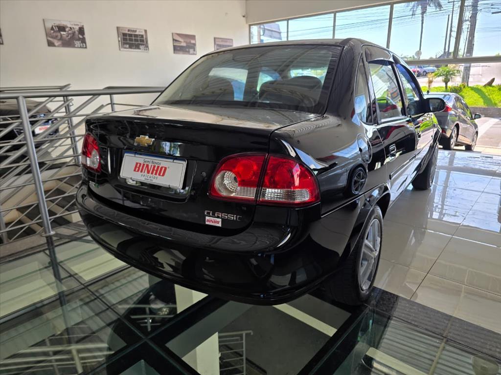 CHEVROLET Classic Sedan - Foto