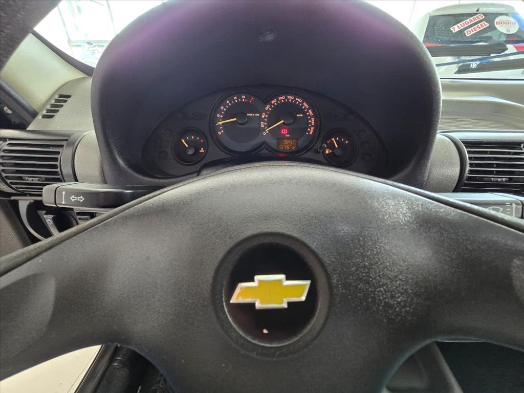 CHEVROLET Classic Sedan - Foto