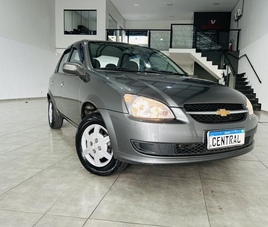 CHEVROLET Classic Sedan - Foto