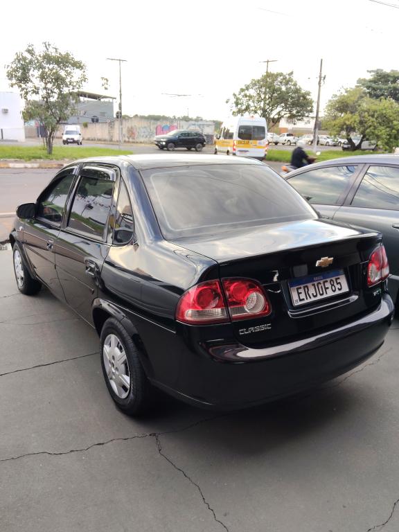 CHEVROLET Classic Sedan - Foto