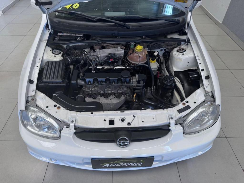 CHEVROLET Classic Sedan - Foto