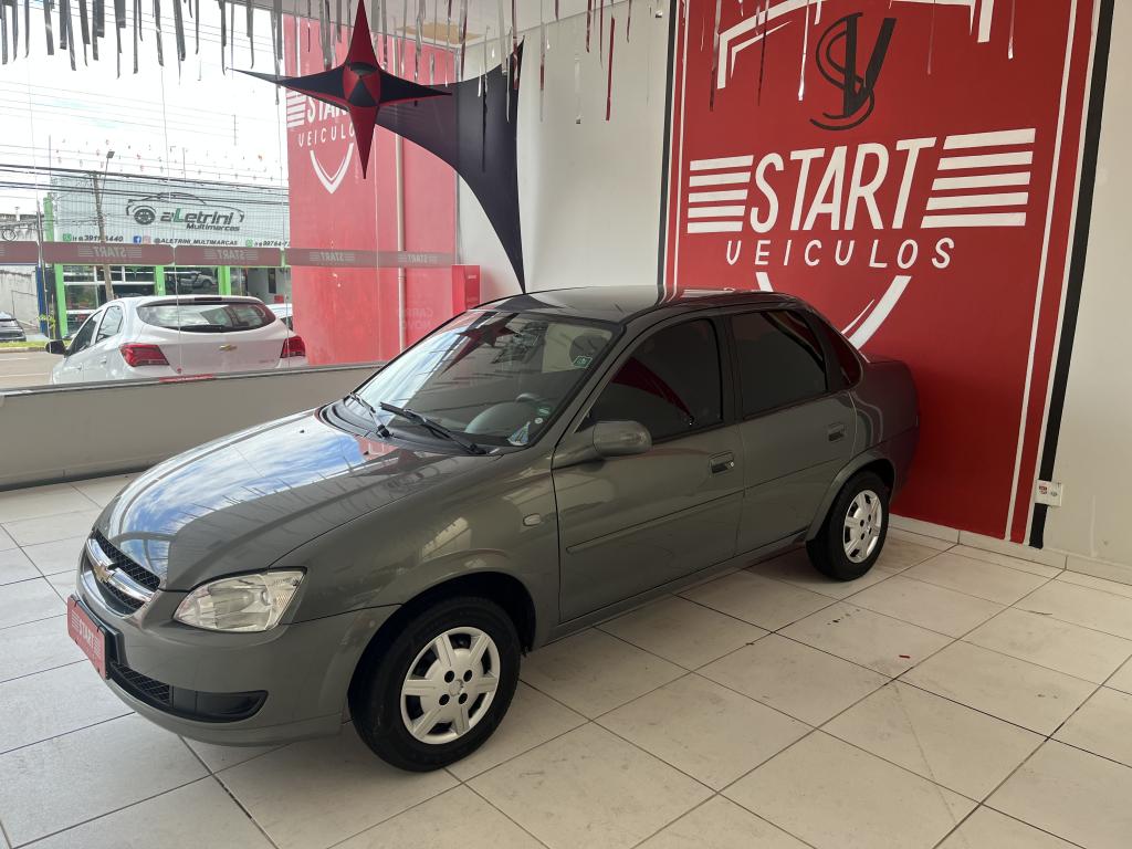 CHEVROLET Classic Sedan - Foto