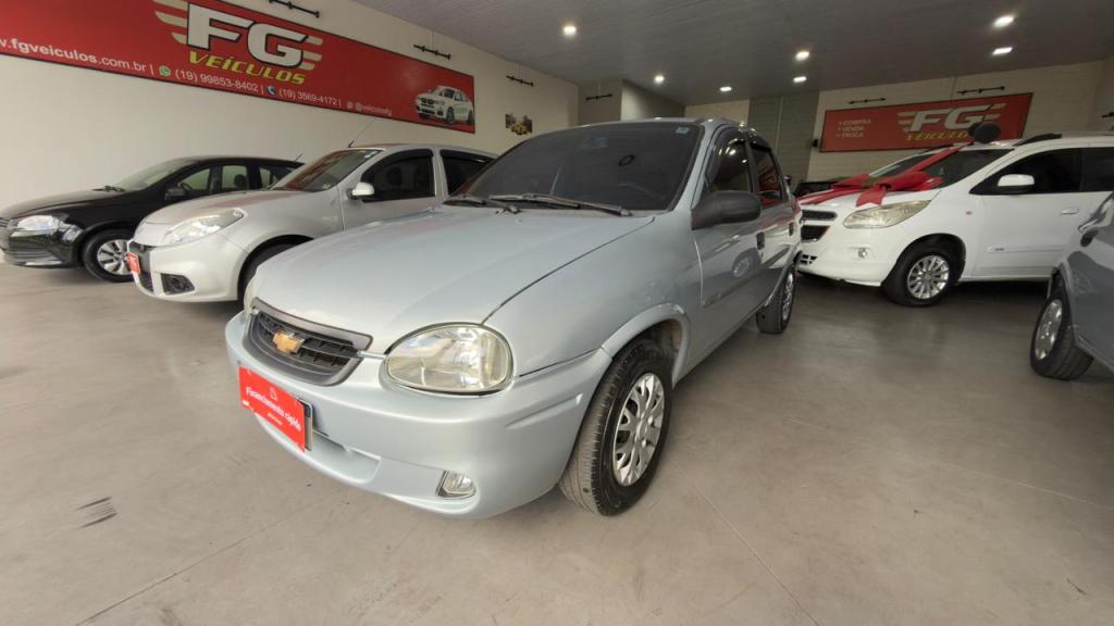 CHEVROLET Classic Sedan - Foto