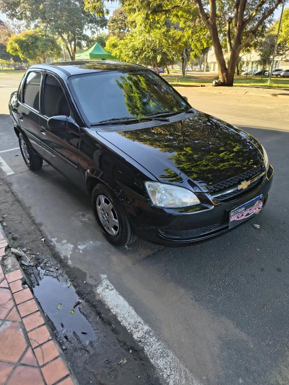 CHEVROLET Classic Sedan - Foto