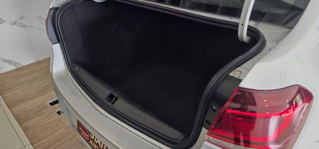 CHEVROLET Cobalt - Foto