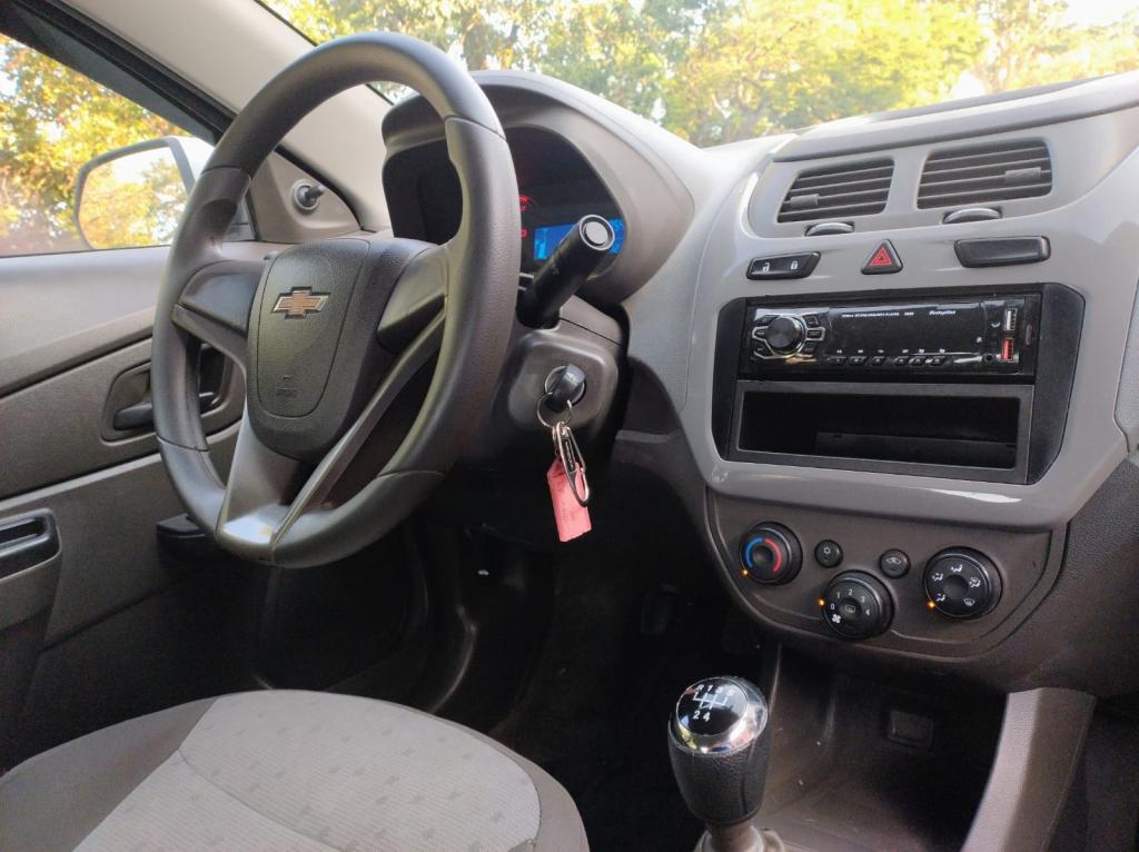 CHEVROLET Cobalt - Foto