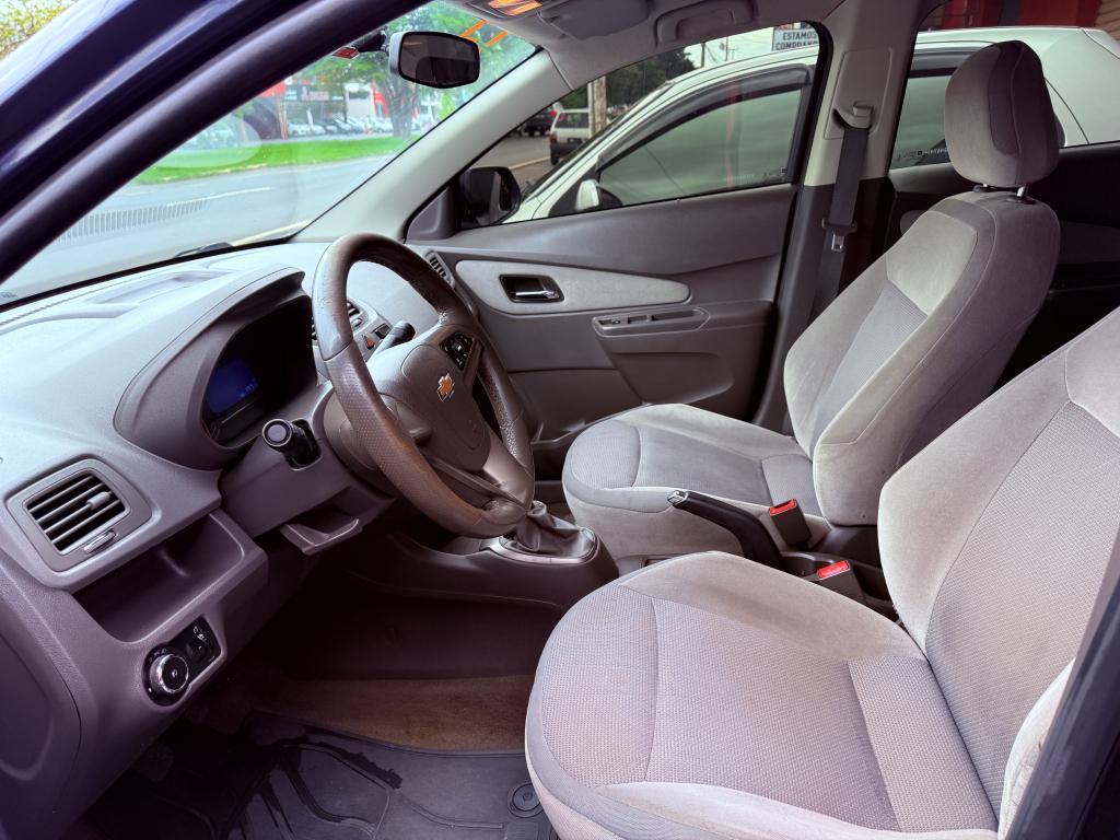 CHEVROLET Cobalt - Foto