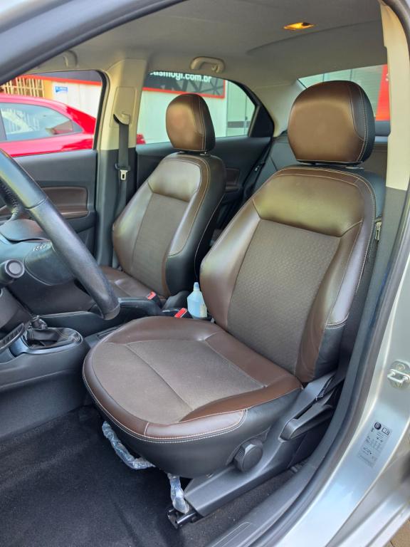 CHEVROLET Cobalt - Foto