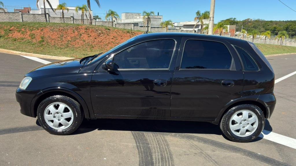 CHEVROLET Corsa Hatch - Foto