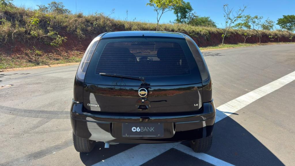 CHEVROLET Corsa Hatch - Foto