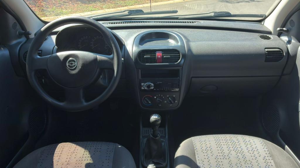 CHEVROLET Corsa Hatch - Foto