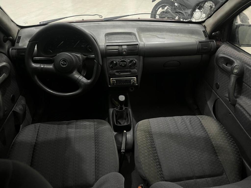 CHEVROLET Corsa Hatch - Foto