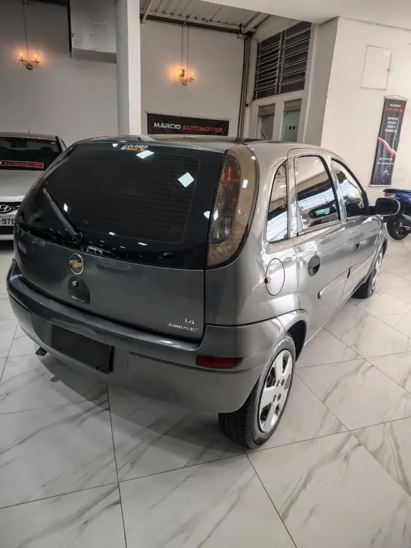 CHEVROLET Corsa Hatch - Foto