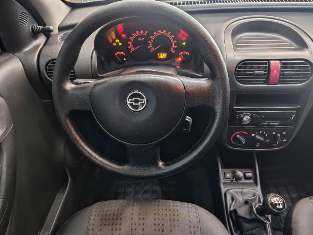 CHEVROLET Corsa Hatch - Foto