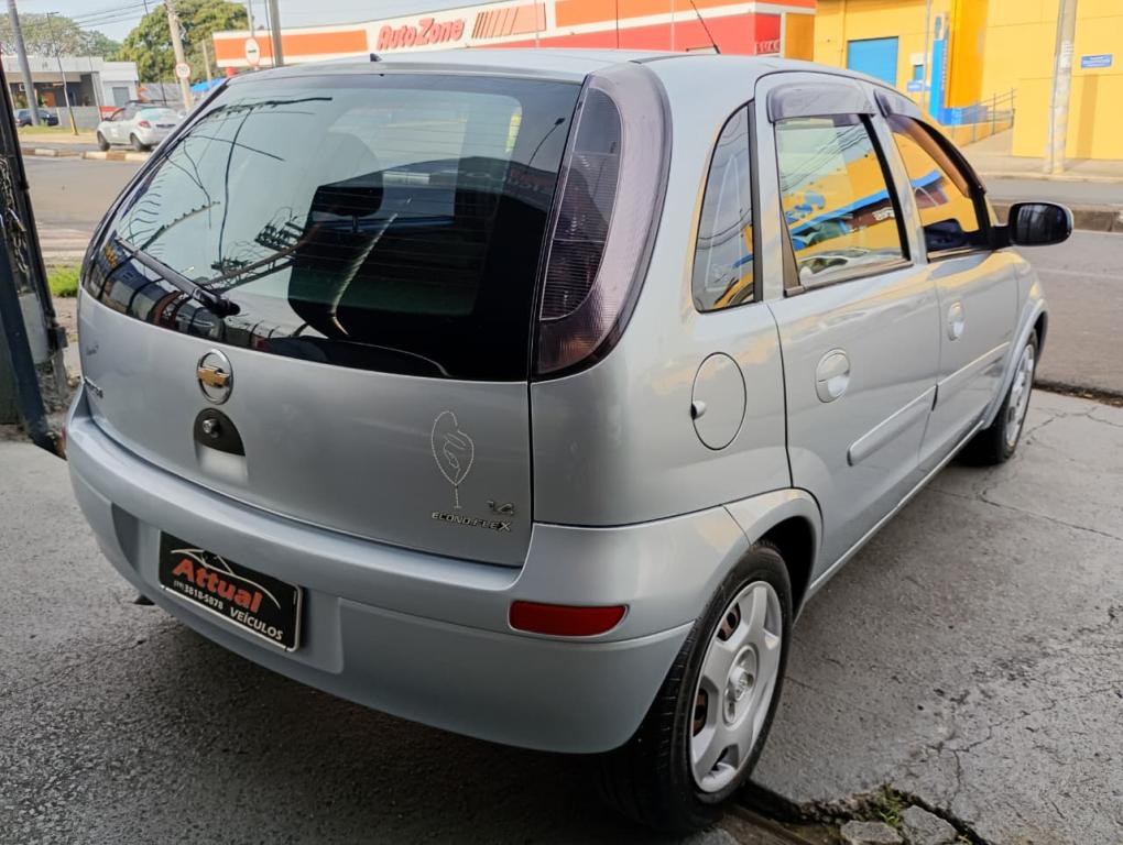 CHEVROLET Corsa Hatch - Foto