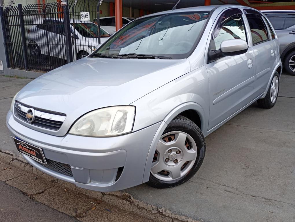 CHEVROLET Corsa Hatch - Foto
