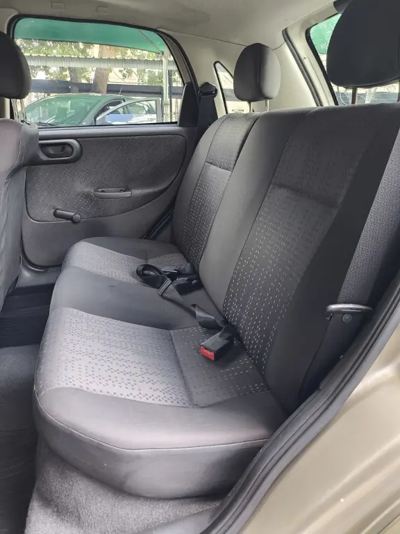 CHEVROLET Corsa Hatch - Foto