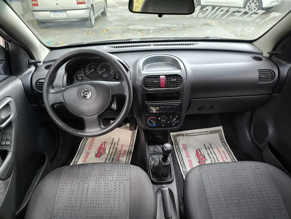 CHEVROLET Corsa Hatch - Foto