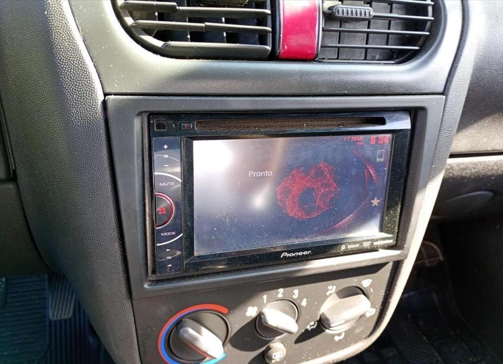 CHEVROLET Corsa Hatch - Foto