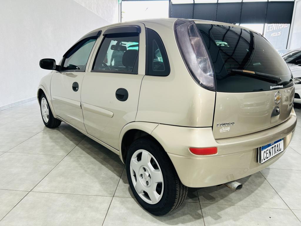 CHEVROLET Corsa Hatch - Foto