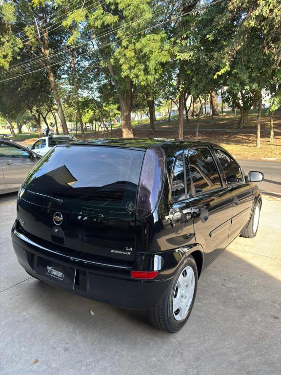 CHEVROLET Corsa Hatch - Foto