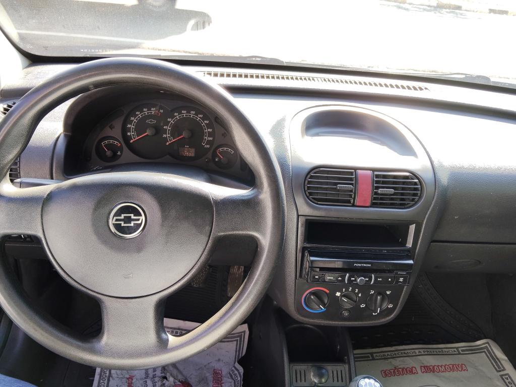 CHEVROLET Corsa Hatch - Foto