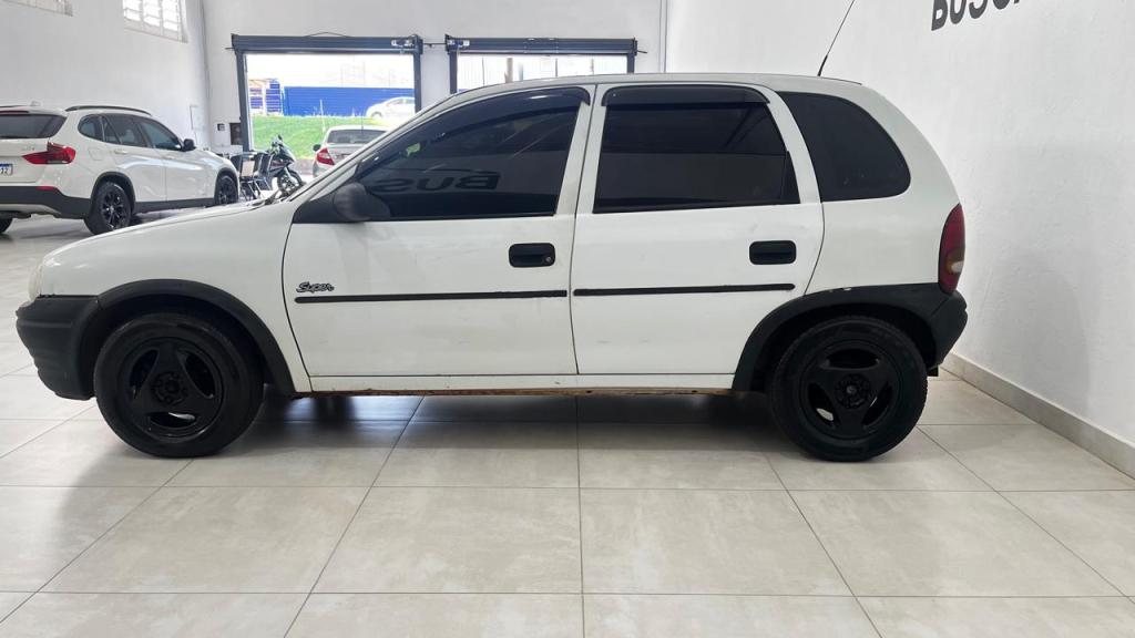 CHEVROLET Corsa Hatch - Foto