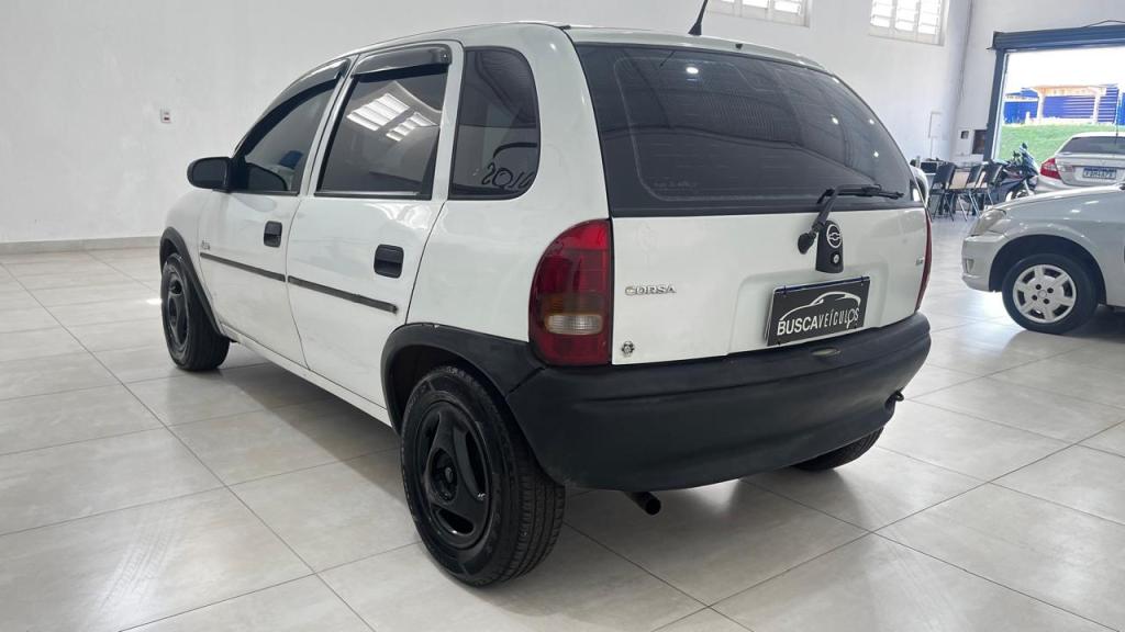 CHEVROLET Corsa Hatch - Foto