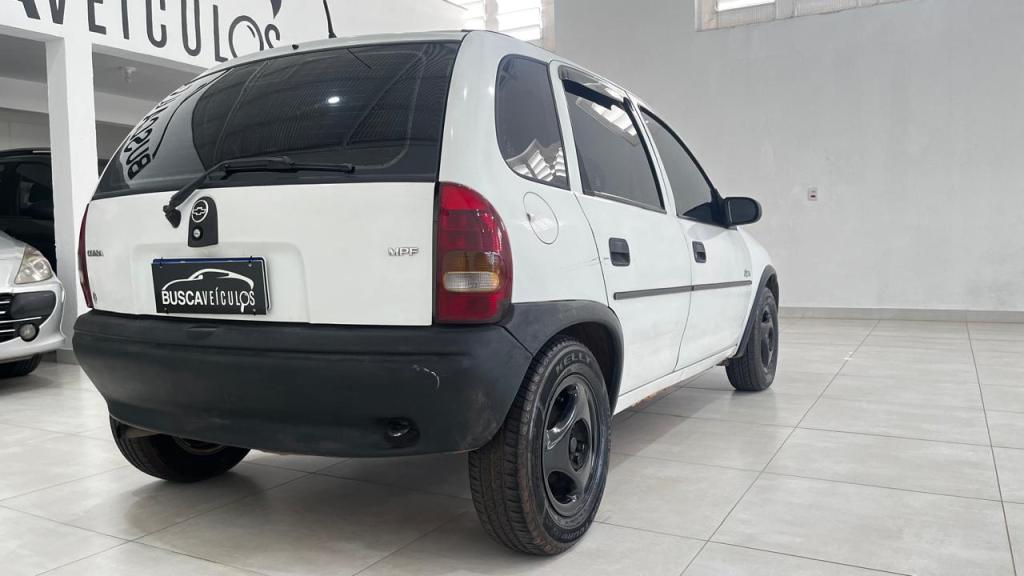 CHEVROLET Corsa Hatch - Foto