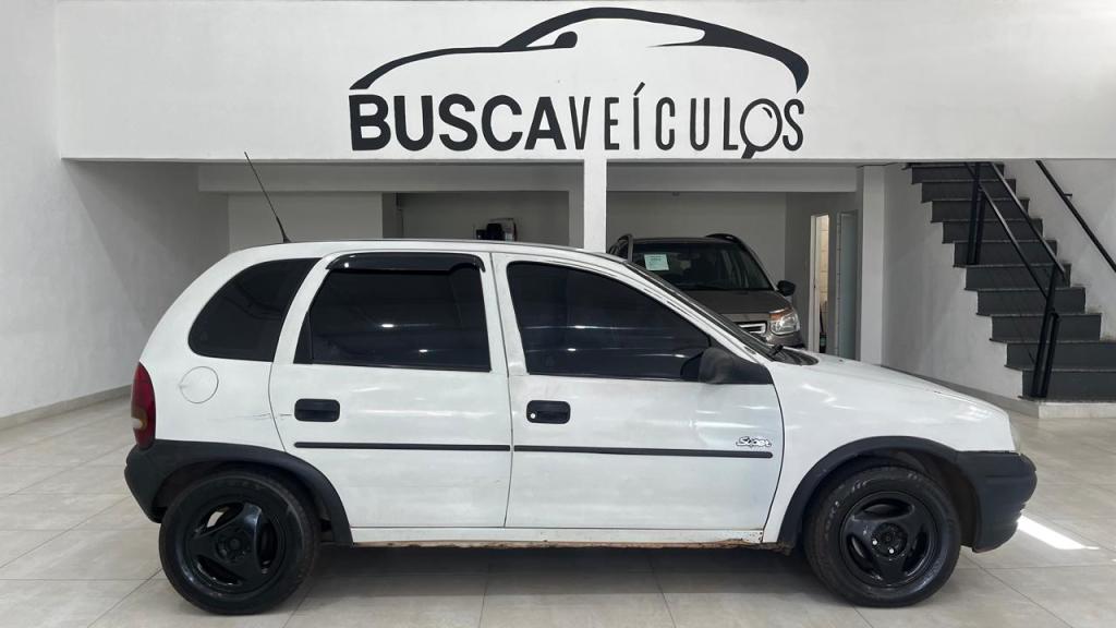 CHEVROLET Corsa Hatch - Foto