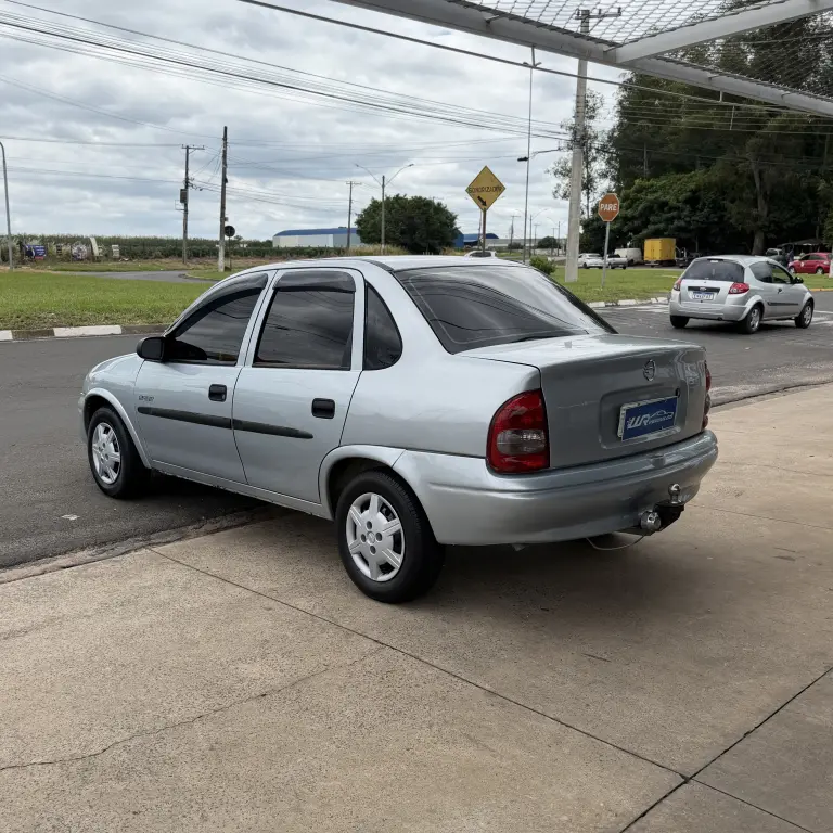 CHEVROLET Corsa Sedan - Foto