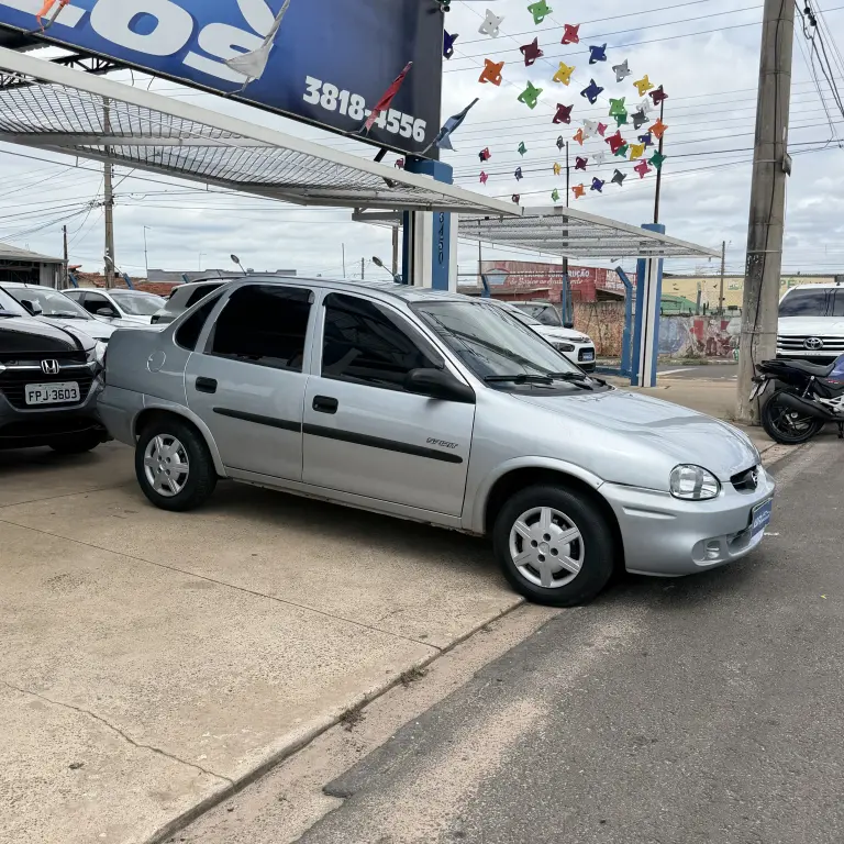 CHEVROLET Corsa Sedan - Foto