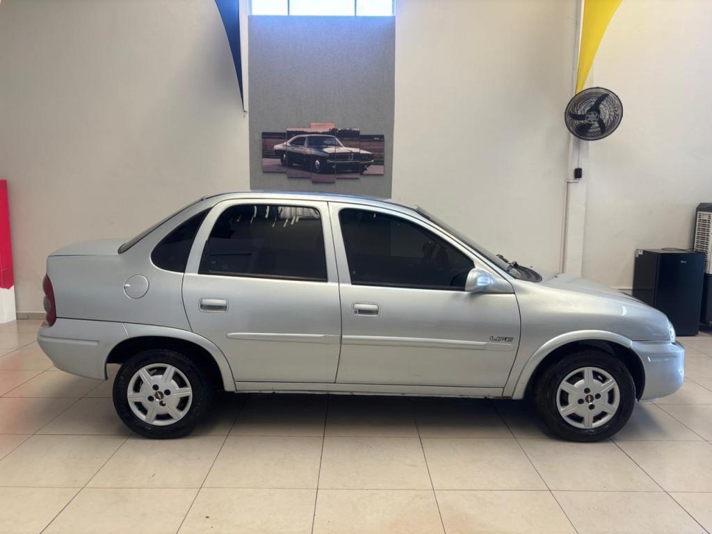 CHEVROLET Corsa Sedan - Foto
