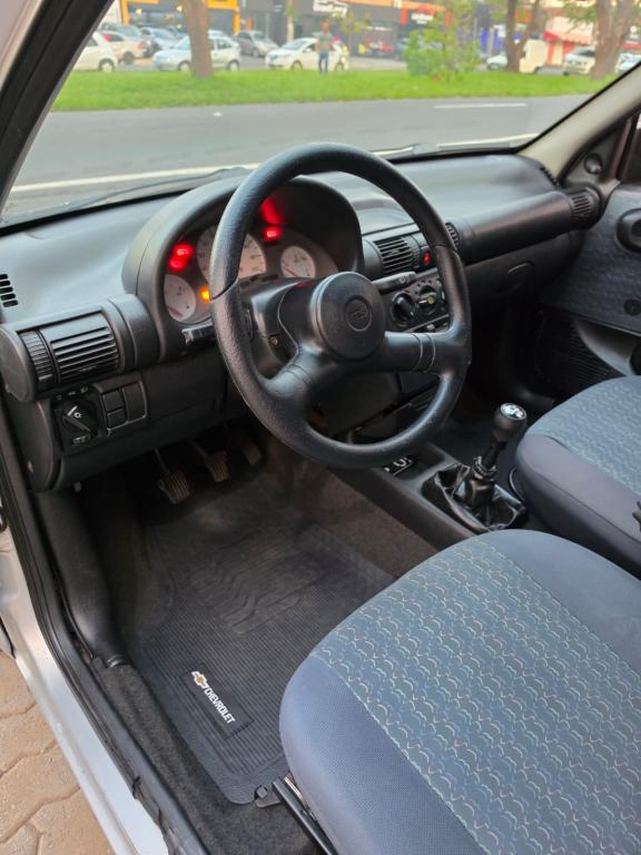 CHEVROLET Corsa Sedan - Foto