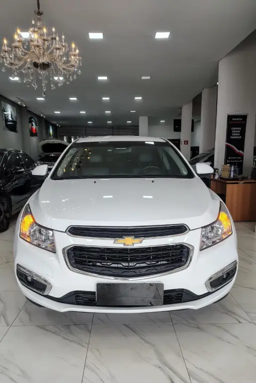 CHEVROLET Cruze Hatch - Foto