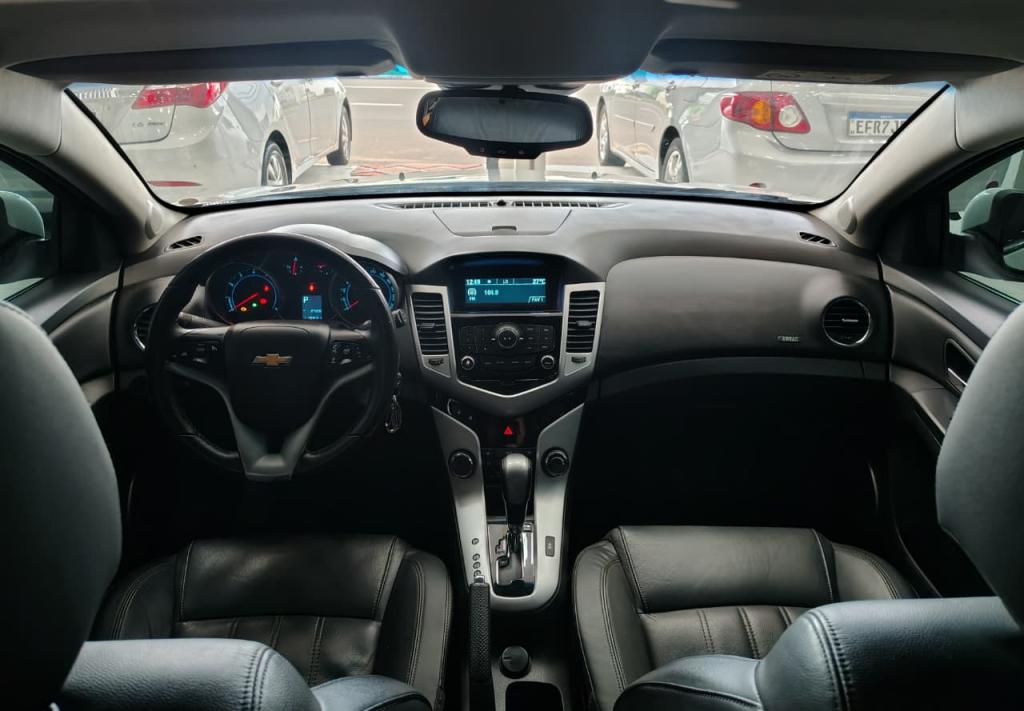 CHEVROLET Cruze Hatch - Foto