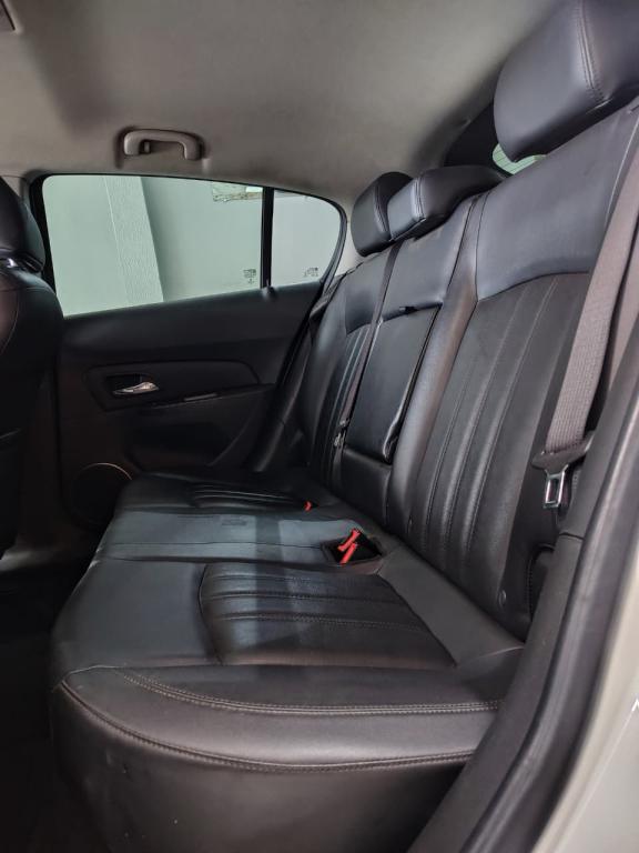 CHEVROLET Cruze Hatch - Foto