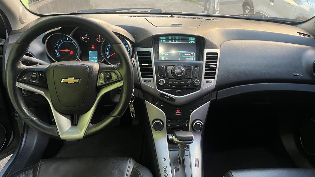 CHEVROLET Cruze Hatch - Foto