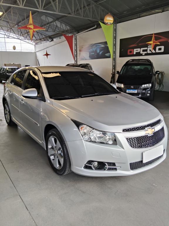 CHEVROLET Cruze Hatch - Foto